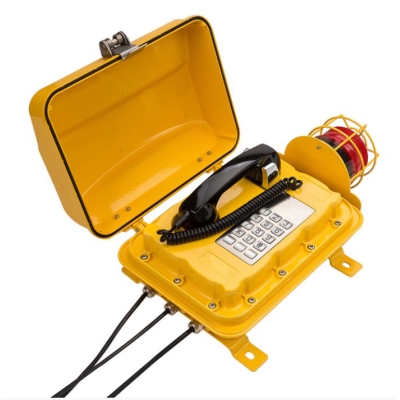 Промышленный всепогодный аналоговый телефон с фонарем и рупором TALK-1203